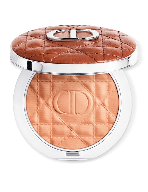 Maquillaje Forever Nude 1