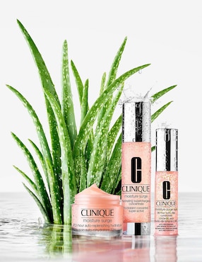 Hidratante facial Clinique Moisture Surge™ Hydrating Supercharged Concentrate