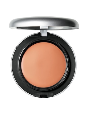 Base de maquillaje en crema Studio Fix Tech Cream-To-Powder Foundation mate