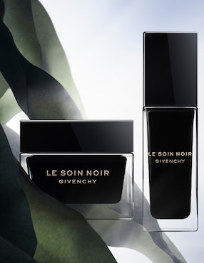 Sérum antiedad Givenchy Le Soin Noir todo tipo piel