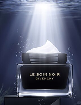 Crema facial recomendada para prevenir signos de la edad de día Givenchy Le Soin Noir para piel normal