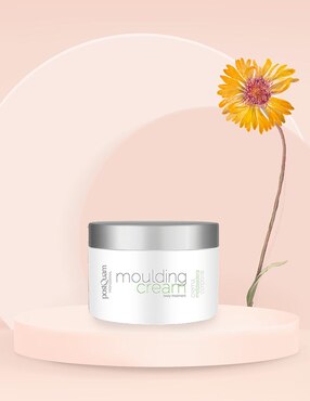 Crema facial recomendada para prevenir la aparición de estrías de día y noche Postquam para todo tipo piel