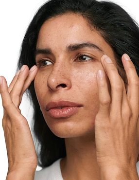 Crema para ojos recomendada para prevenir signos de la edad día y noche Clinique Smart Clinical para todo tipo piel