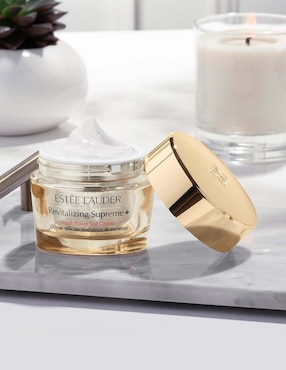 Crema facial recomendada para prevenir signos de la edad de día Estée Lauder para todo tipo piel
