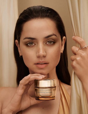 Crema facial recomendada para prevenir signos de la edad día Estée Lauder para todo tipo piel
