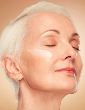Crema facial recomendada para prevenir signos de la edad día Estée Lauder para todo tipo piel