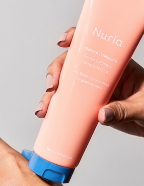 Exfoliante facial Gentle exfoliator Nuria Beauty para piel todo tipo piel