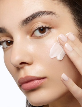 Crema facial recomendada para prevenir signos de la edad de día y noche Yves Saint Laurent Beauty Pure Shots para todo tipo piel