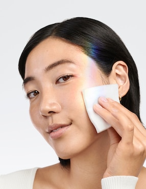 Exfoliante facial Even better brightening essence lotion Clinique para piel todo tipo piel