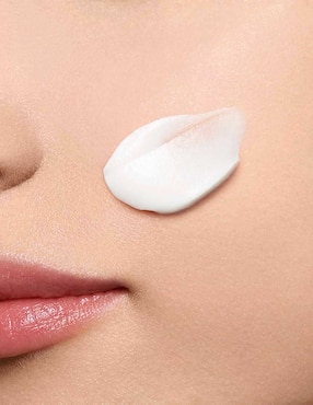Crema para rostro y cuerpo recomendada para hidratar de noche Clarins Hydra Essentiel para todo tipo piel