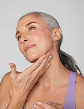 Crema para rostro y cuerpo recomendada para prevenir signos de la edad día y noche Clinique Smart Clinical Repair Lifting Face + Neck para todo tipo piel