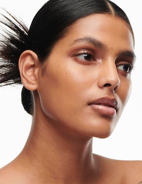Base de maquillaje líquida Mac Studio Radiance Shade Ext