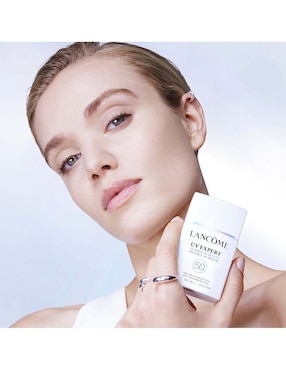 Protector solar FPS 50 Supra Screen Invisible Lancôme UV Expert 40 ml