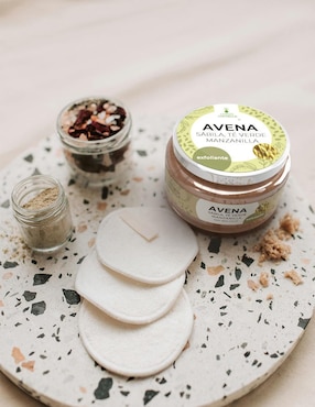 Exfoliante corporal Avena Sábila, Té Verde Manzanilla Lemon Cochella para piel todo tipo piel