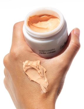 Crema facial recomendada para humectar día y noche Ere Perez para todo tipo piel