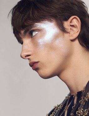 Iluminador Rabanne Liquid Glitter Shot