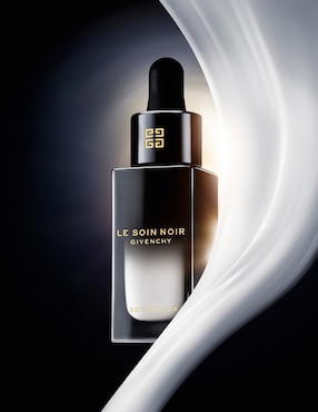Sérum contorno de ojos Antiedad y firmeza Givenchy Le Soin Noir todo tipo piel