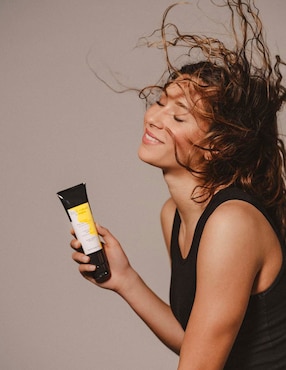 Crema para cabello rizado Sisley Hair Rituel para revitalizar