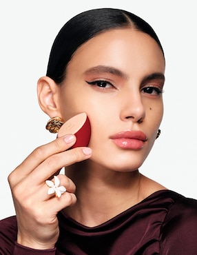 Esponja aplicador de maquillaje Carolina Herrera Duo-Faced Sponge