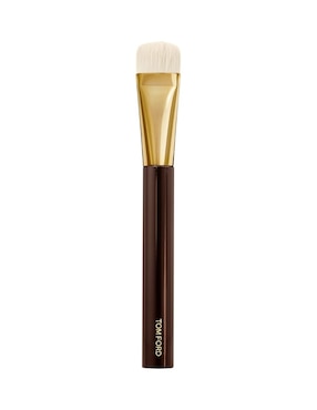 Brocha para maquillaje Tom Ford Shade and Illuminate Brush 04
