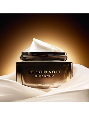 Tratamiento facial Le Soin Noir reparador Givenchy