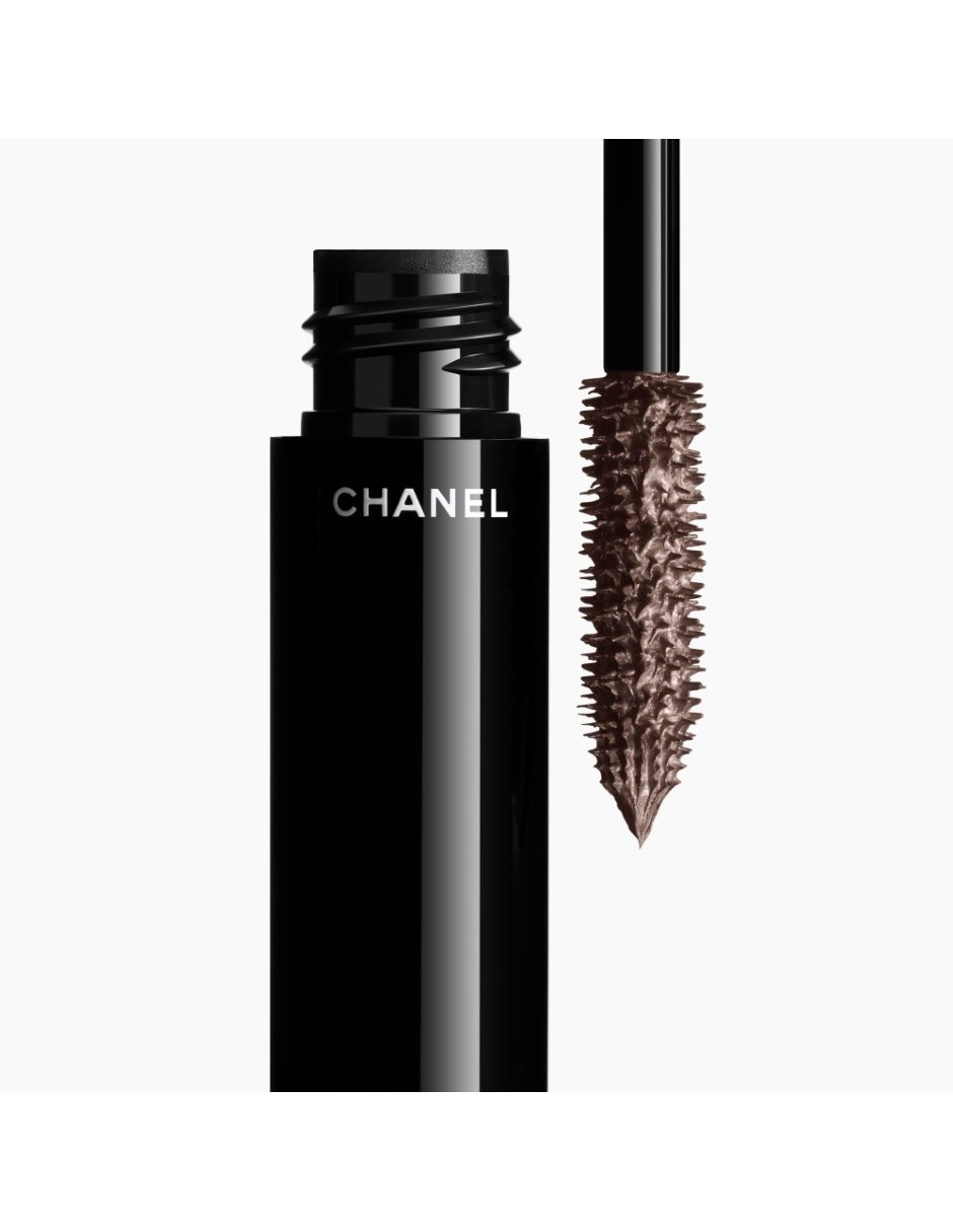 LE VOLUME DE CHANEL 2