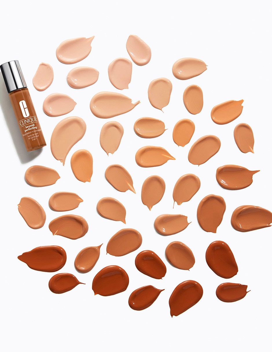 Base de maquillaje líquida Beyond Perfecting natural 6