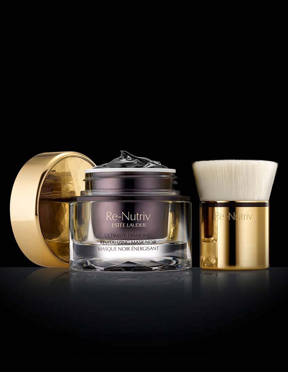 Re-Nutriv Ultimate Diamond Revitalizing Mask Noir para exfoliar 3