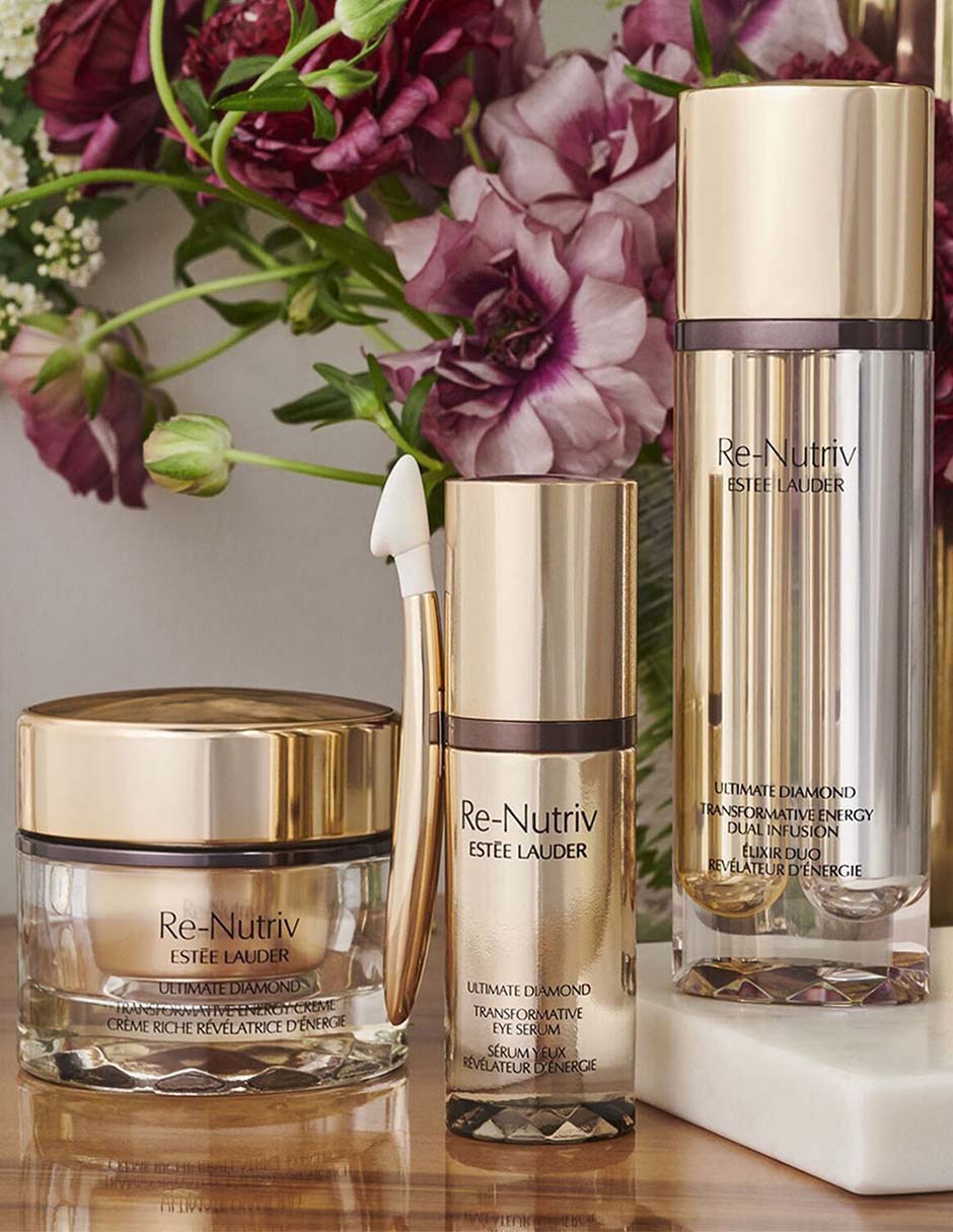 Crema facial recomendada para revitalizar día y noche Re Nutiv para piel seca 2