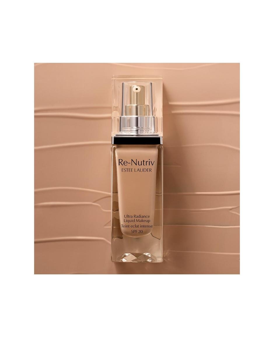 Base de maquillaje líquida Re- Nutriv natural 2