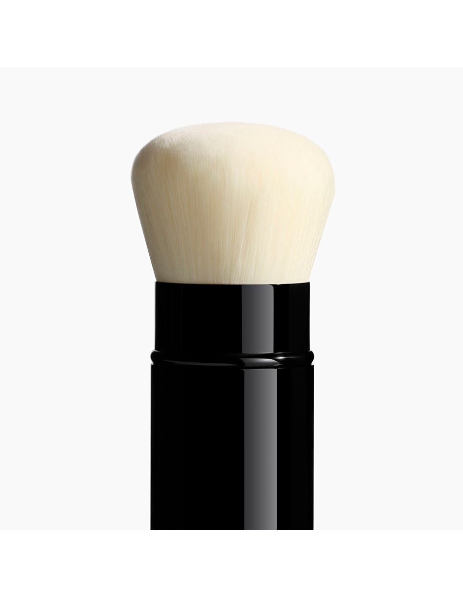 PINCEAU KABUKI RETRACTABLE N°108 2