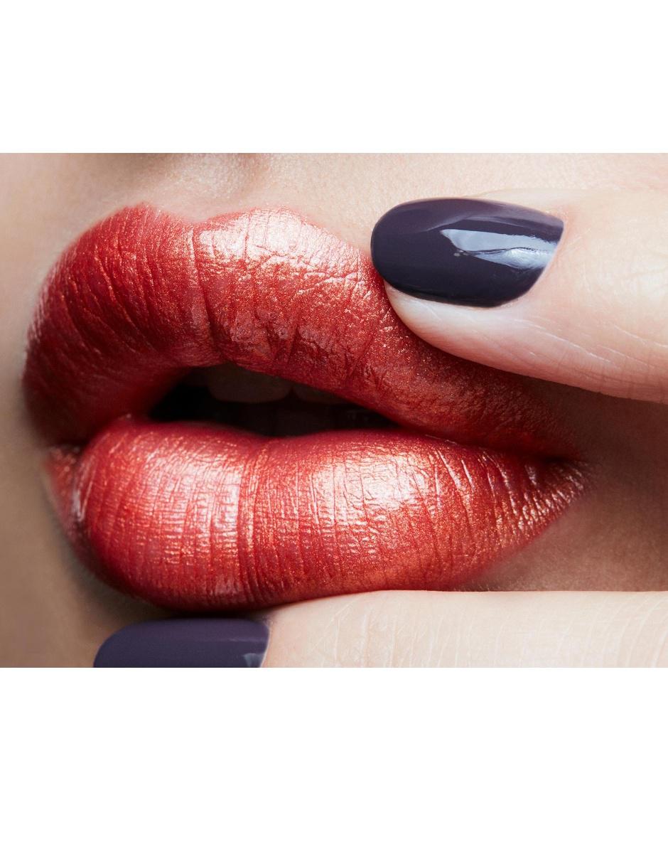 Aceite para labios semi brillante Frost Lipstick Family Code & Iln Update 3