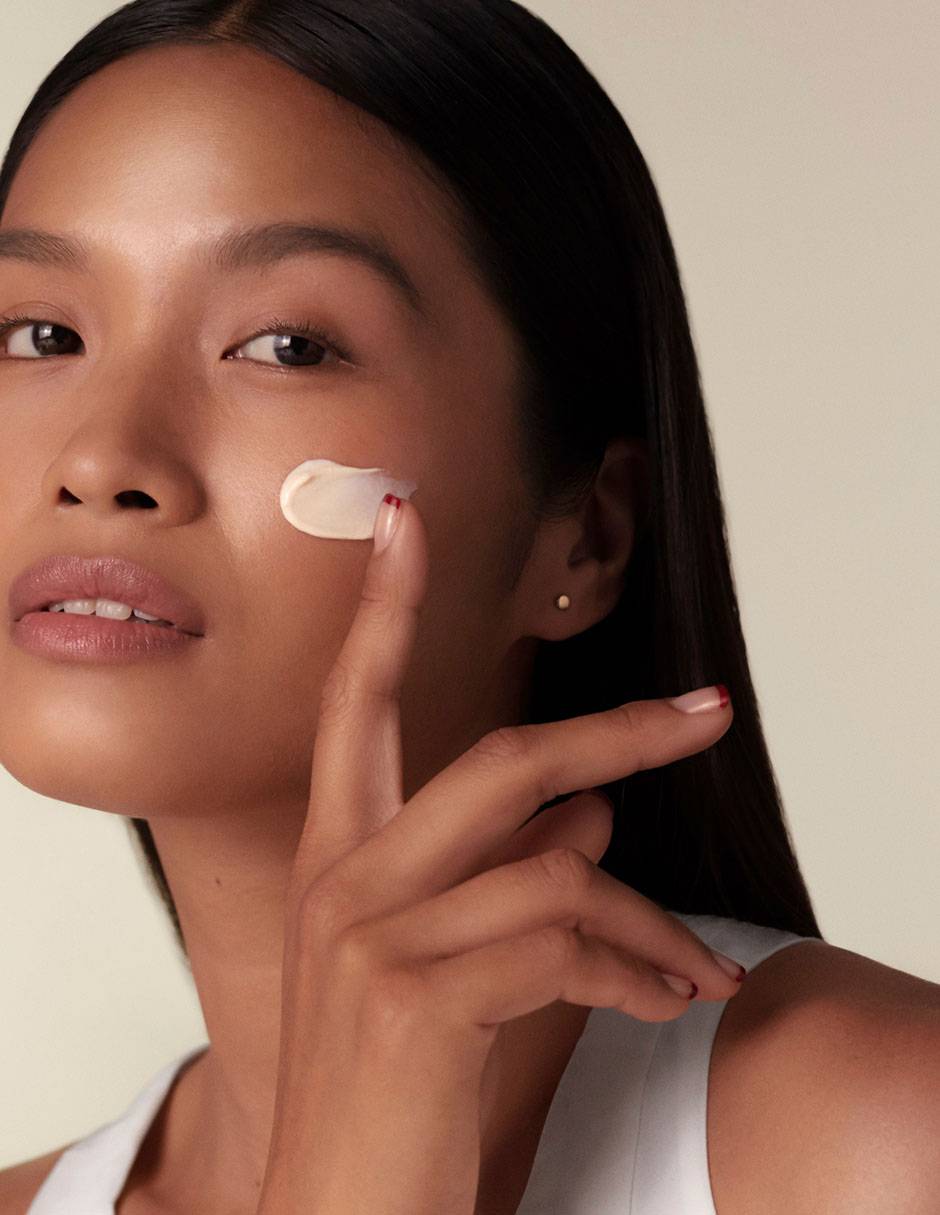 Crema facial recomendada para hidratar día Benefiance para todo tipo piel 2