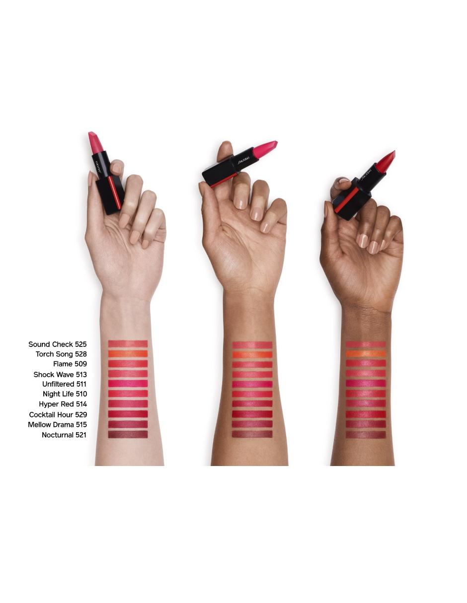 Aceite para labios mate Modern Powder 6