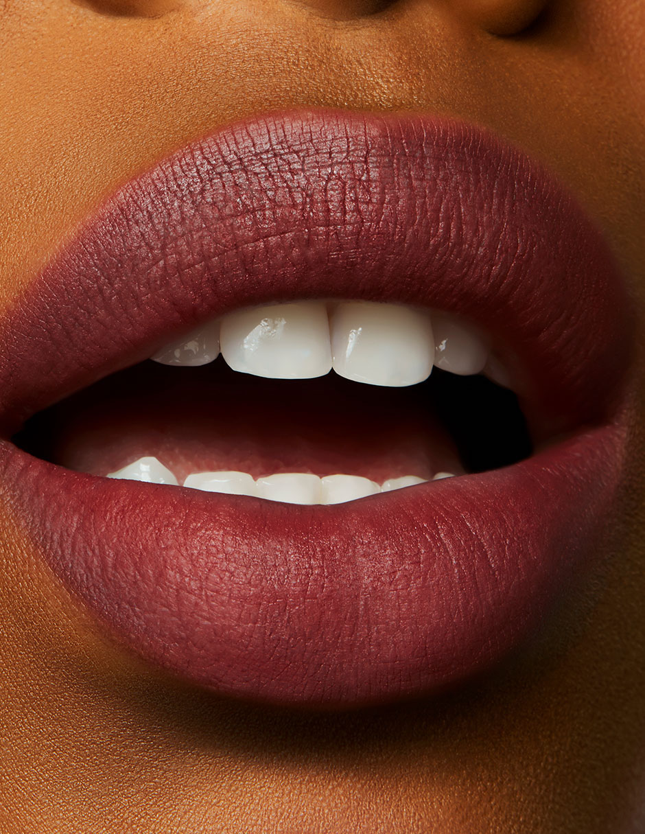 MAC POWDER KISS SHADE EXT LABIAL B,MORAD