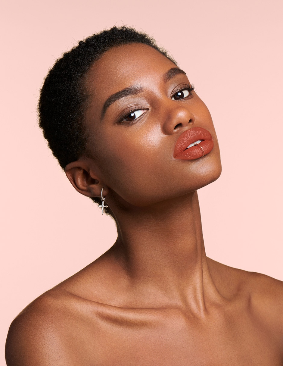 Labial mate Rouge Pur Couture The Slim 4