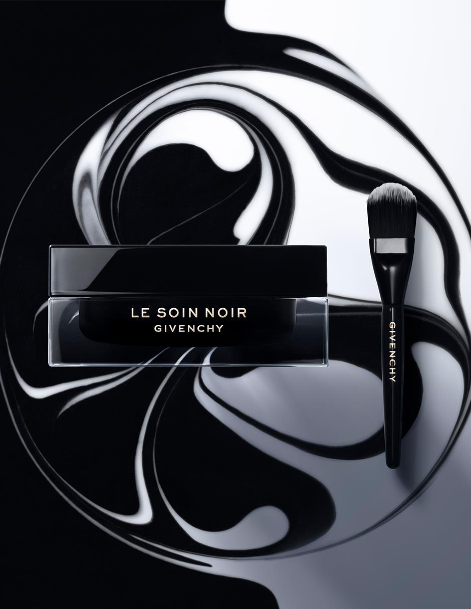Black & White Mask para revitalizar Le Soin Noir 4