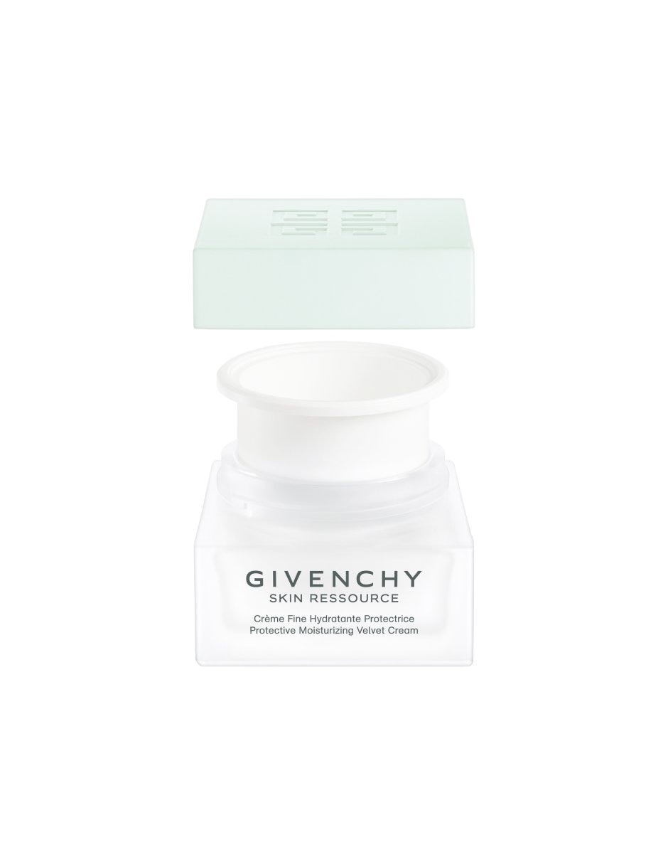 Crema facial recomendada para hidratar día y noche para piel grasa 2