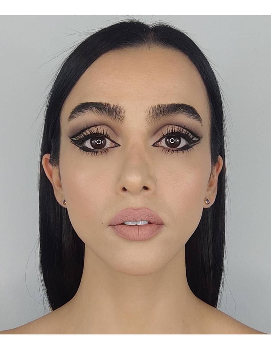 Delineador para ojos brillante 3