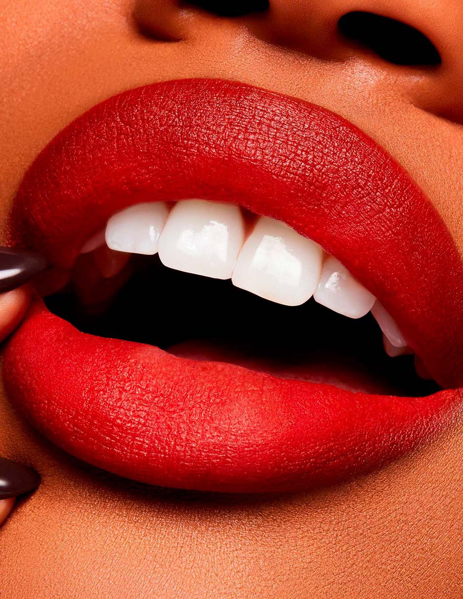 Aceite para labios mate Powder Kiss Velvet Blur Slim Stick 5