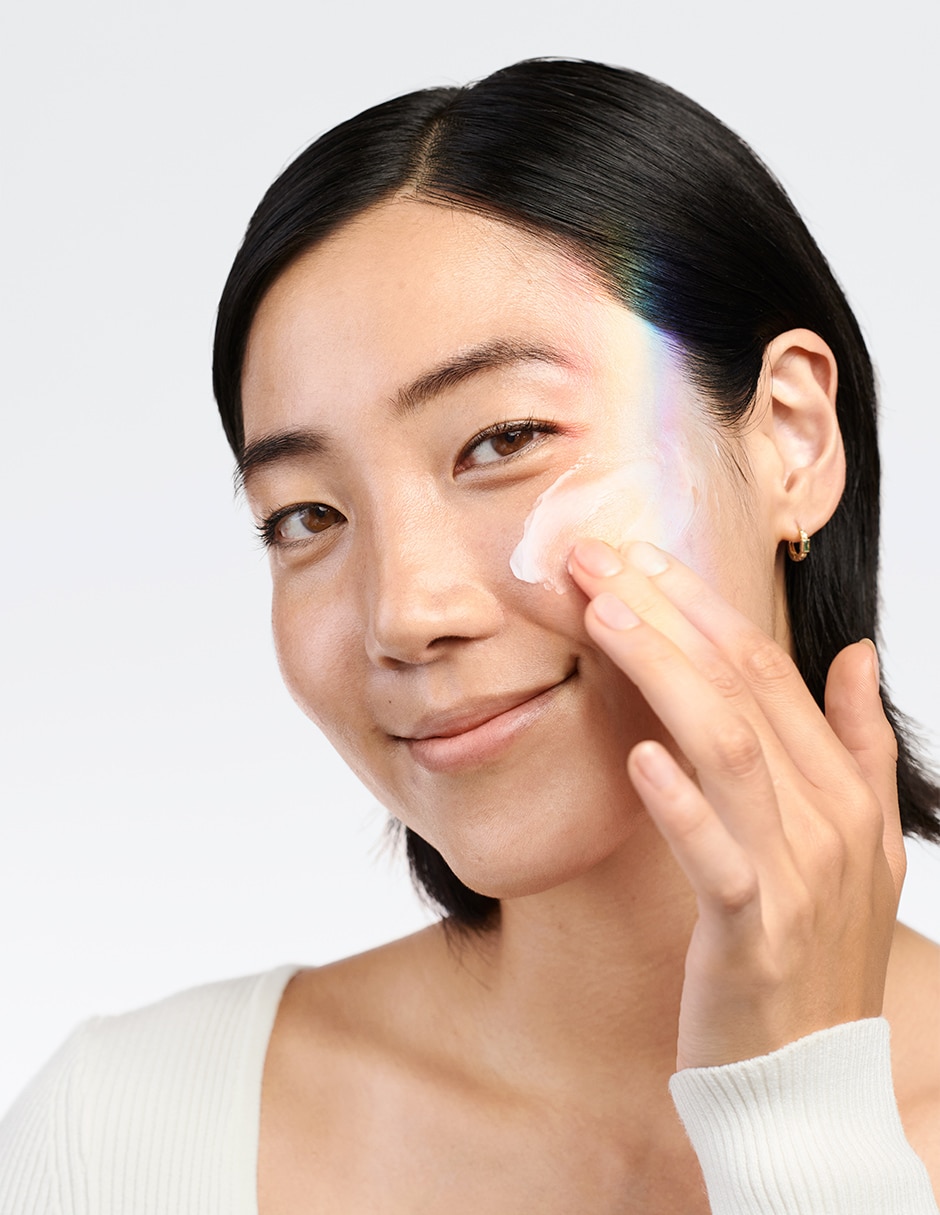 Crema facial recomendada para hidratar día Even Better para todo tipo piel 4
