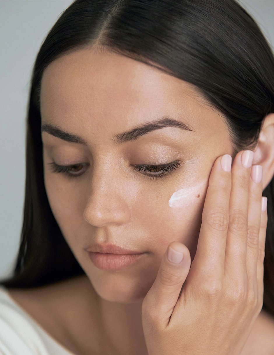Crema facial recomendada para hidratar día para todo tipo piel