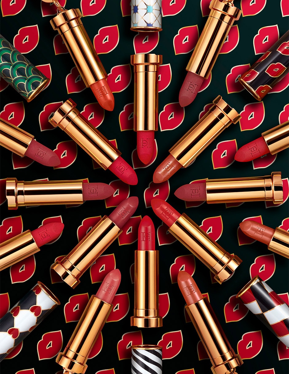 CH MAKEUP FABULOUS KISS LIPSTICK MAT,ROJ