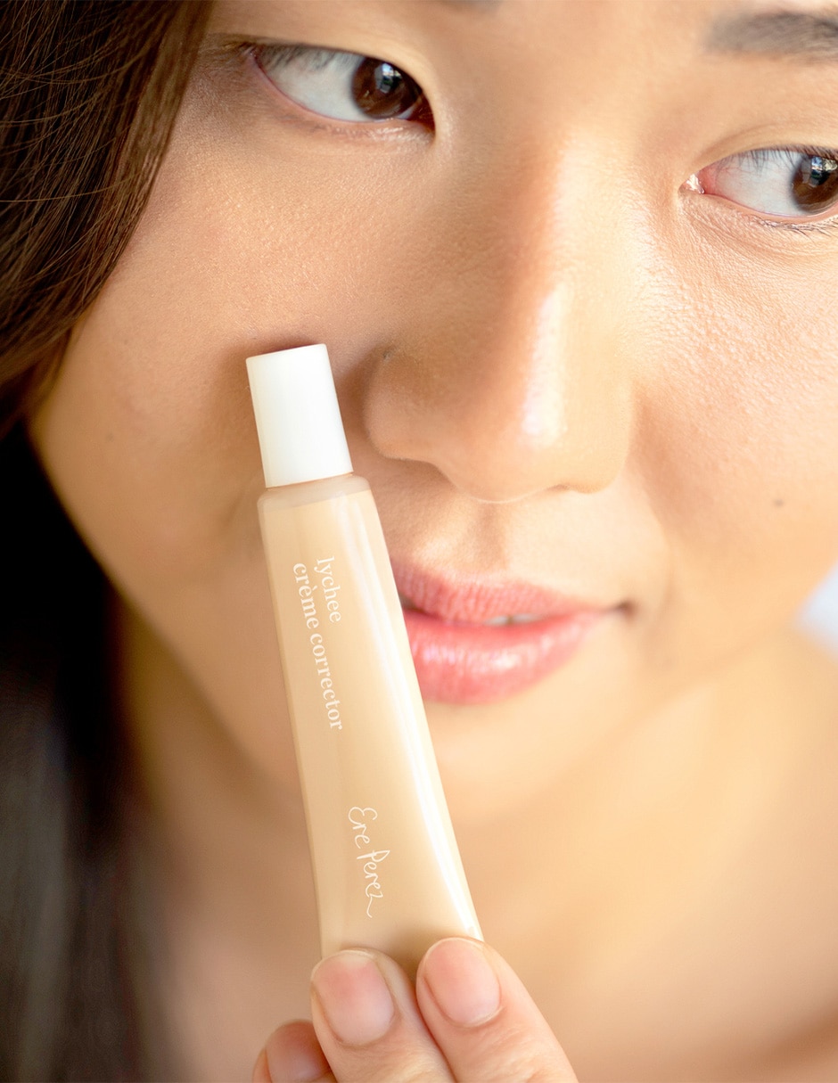 CORRECTOR CON LICHI,BEIGE
