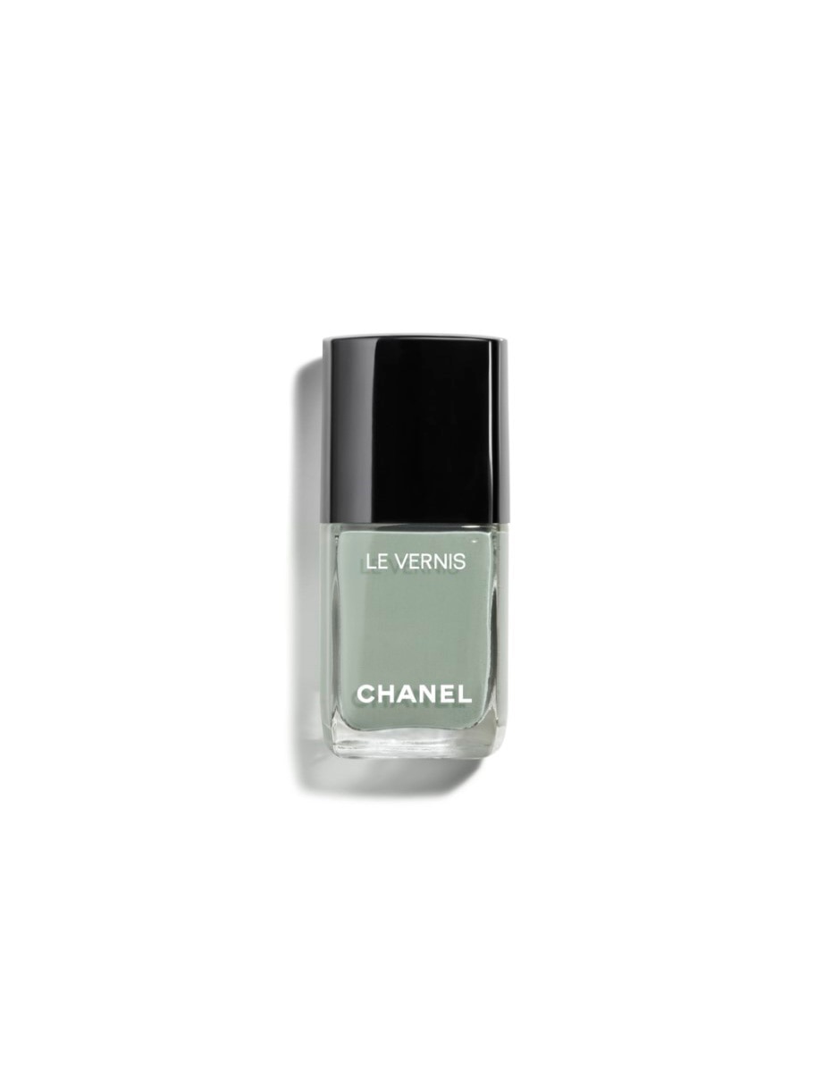 LE VERNIS