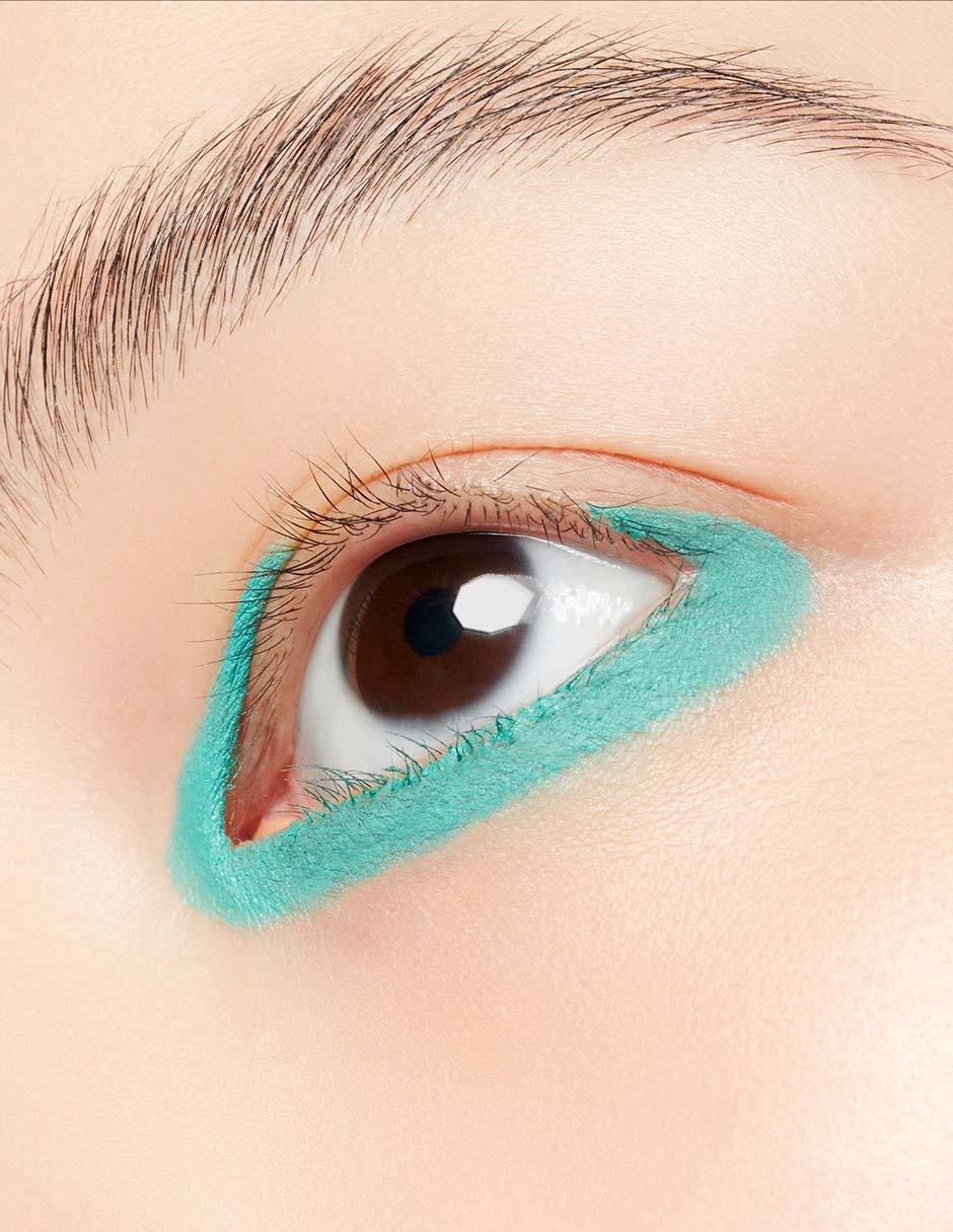 Delineador para ojos brillante Colour Excess The Last Word 5