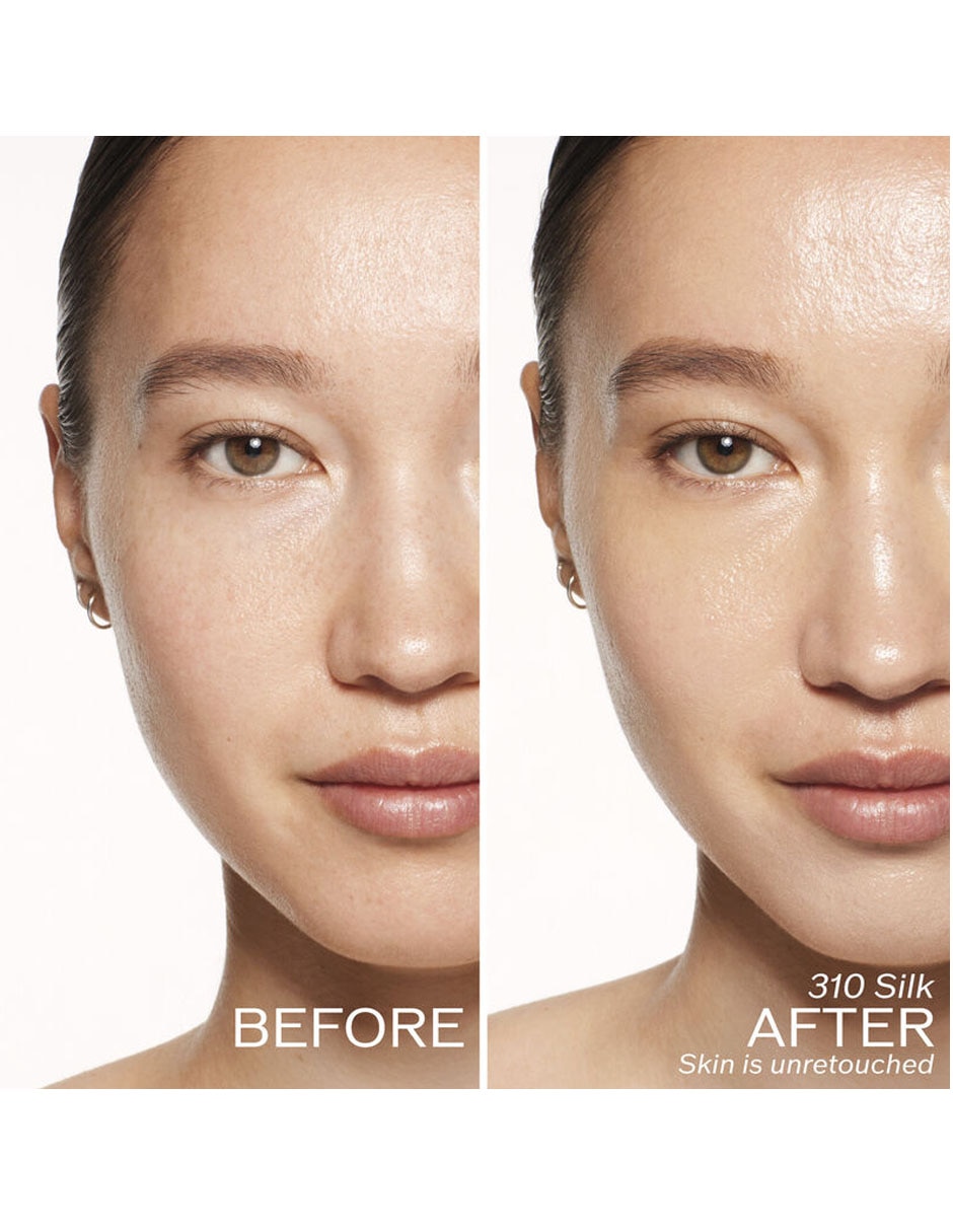 Base de maquillaje líquido Revitalessence Glow luminoso 2