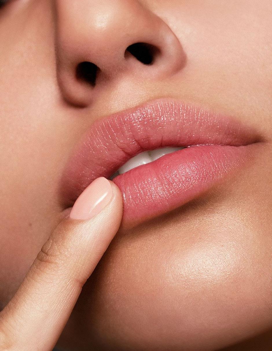 Labial natural Hydrating Lip 4