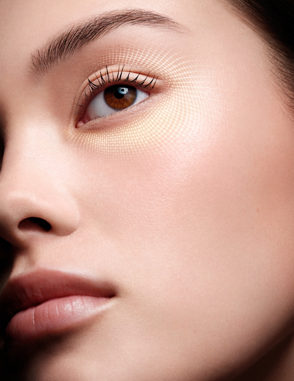 Sérum contorno de ojos Antiedad y firmeza Le Soin Noir todo tipo piel 8