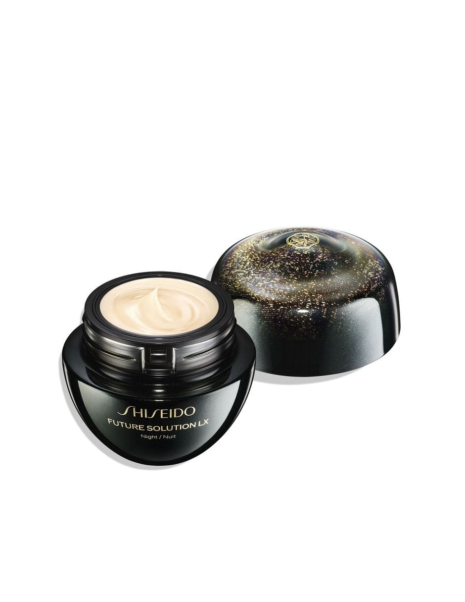 Crema facial recomendada para regenerar día y noche Future Solution Lx para todo tipo piel 3